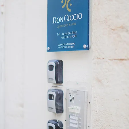 Don Ciccio Apartments&suite Κονβερσάνο