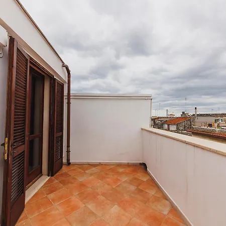 Don Ciccio Apartments&suite Κονβερσάνο