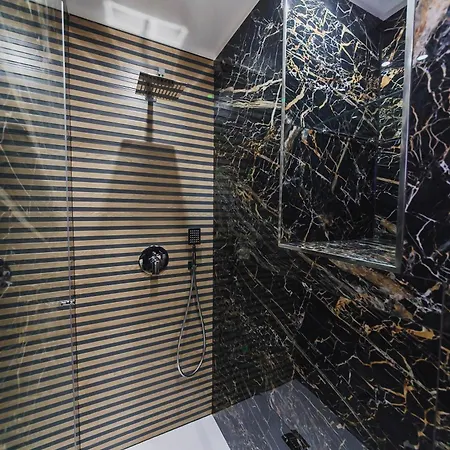 Don Ciccio Apartments&suite Κονβερσάνο