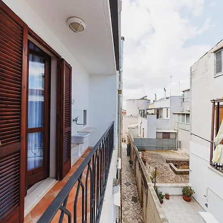 Don Ciccio Apartments&suite Гостевой дом 3*